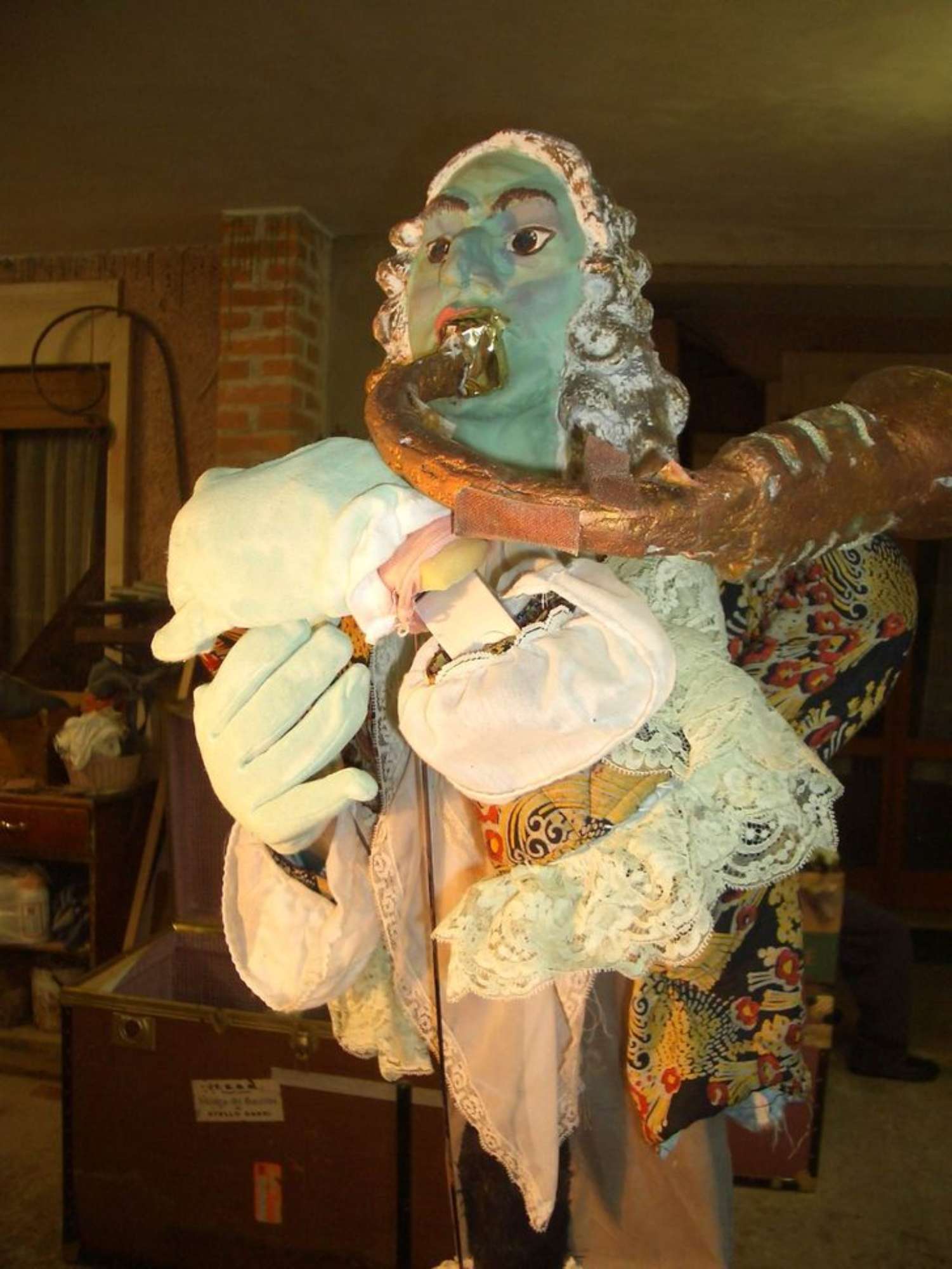 Personaggio 6 prima del restauro